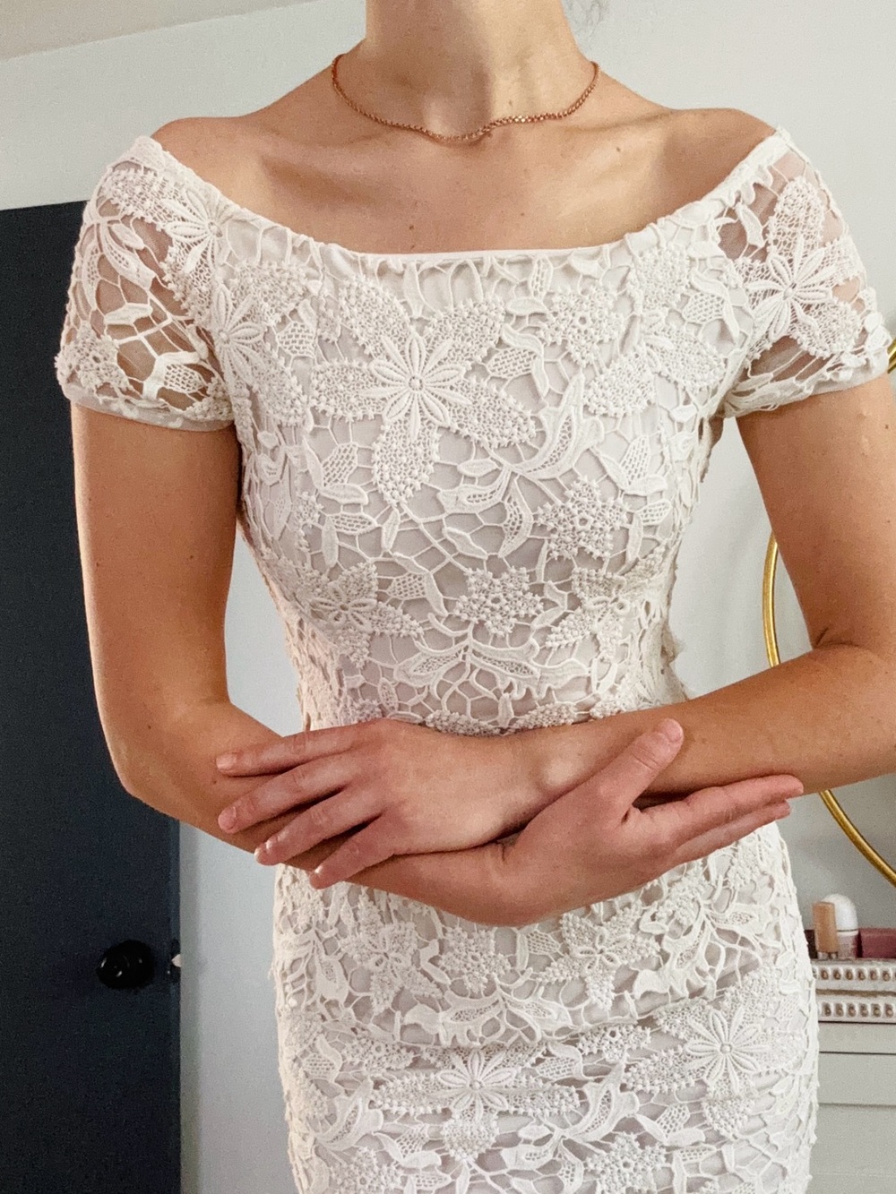 Rinascimento Ivory Floral Lace Short-Sleeve Sheath Dress